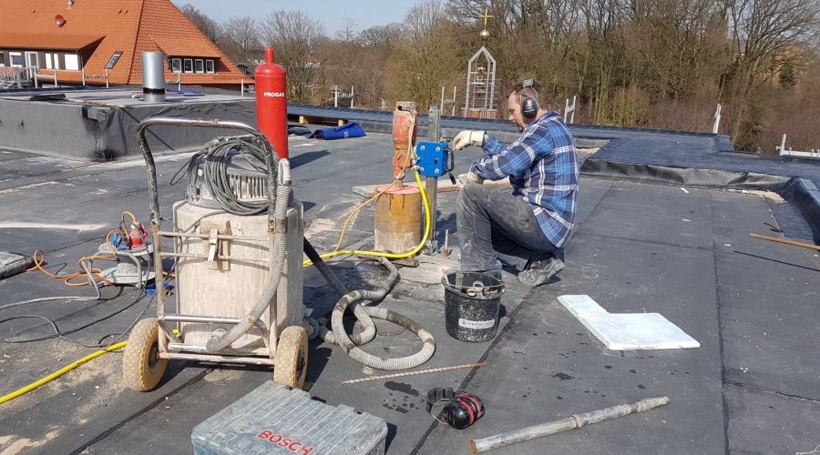 Kernbohren - Dach-Durchbruch