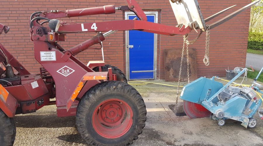 Fugenschneidearbeiten in Betonboden