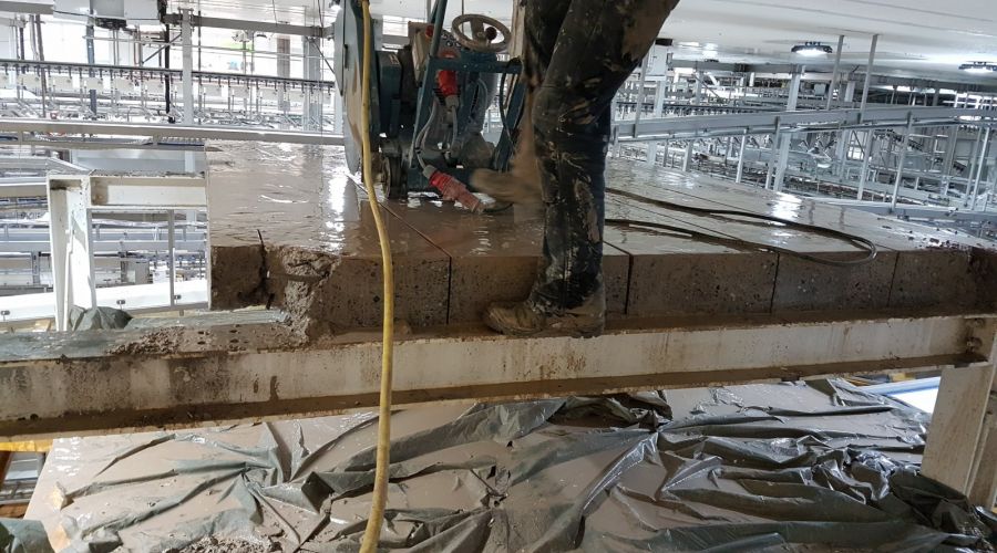 Abbruch Betonfußboden