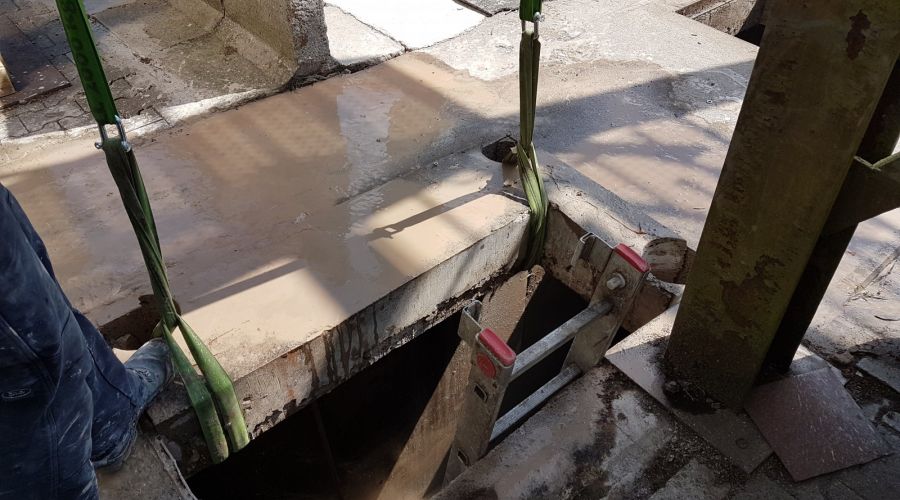 Betonboden Aussägung